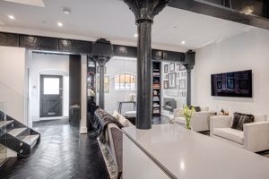 Photo 22- click for photo gallery